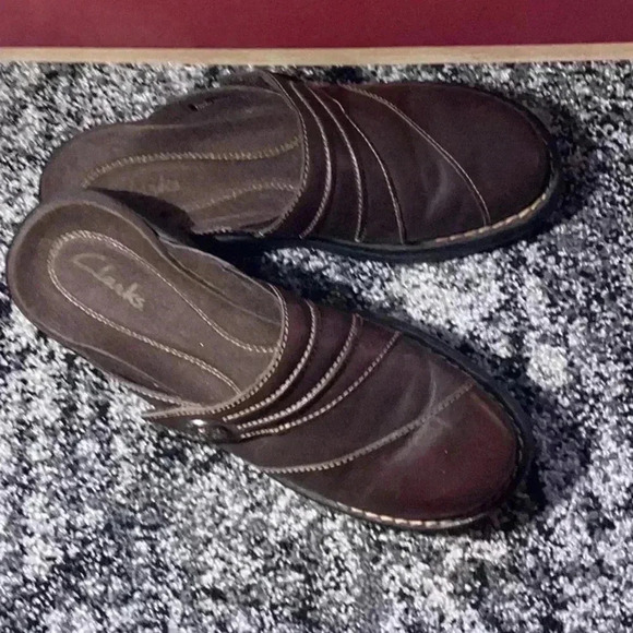 Clarks Patty Beli Leather Slip On Brown  comfortable Clogs Size 6 - Picture 1 of 7